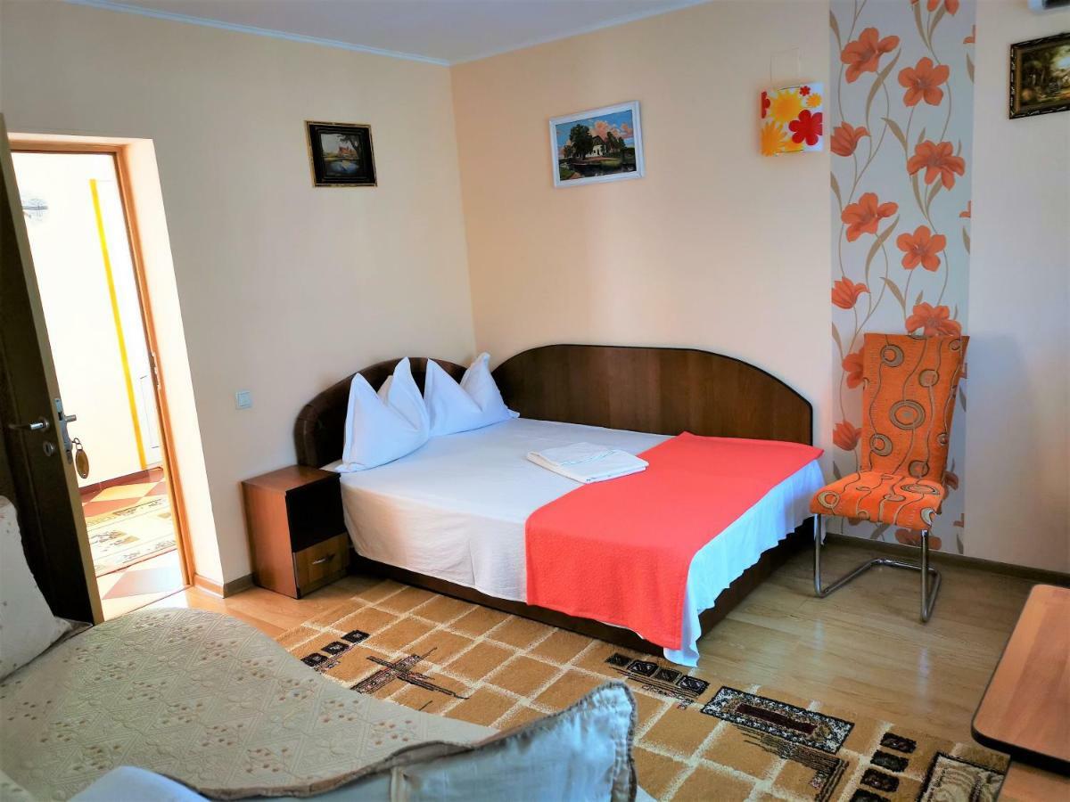 Casa Nelu Pescaru Hotel มาห์มูเดีย ภายนอก รูปภาพ