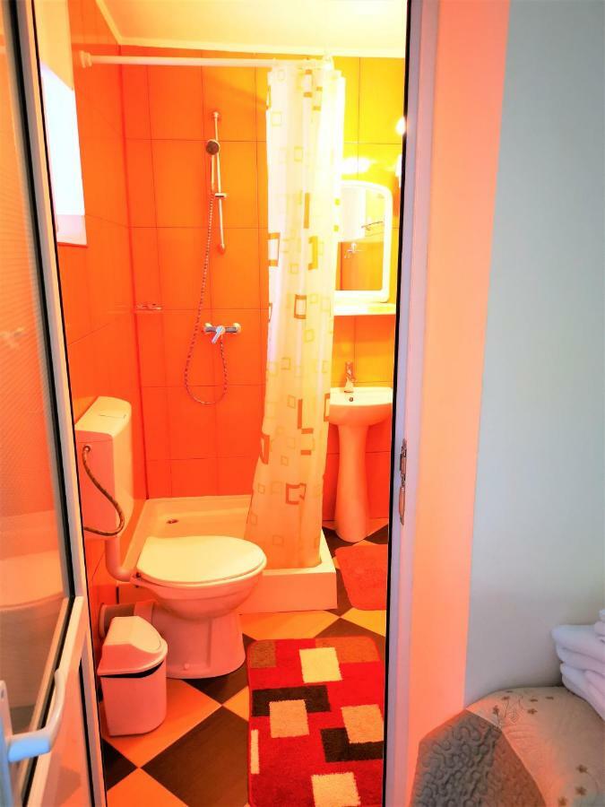 Casa Nelu Pescaru Hotel มาห์มูเดีย ภายนอก รูปภาพ